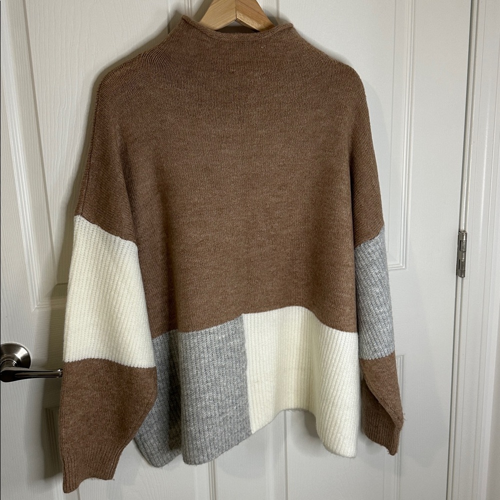 Gilli ColorBlock Sweater - Picture 3 of 3